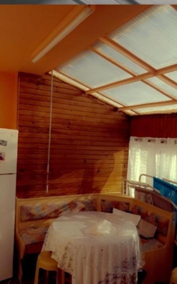 Chambre Double Dans Une Maison Séjour chez l'habitant